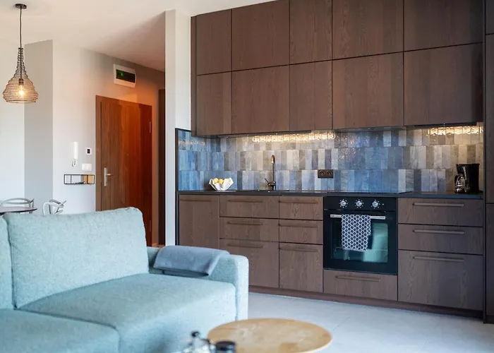 Warsaw Concierge Pool Gym *